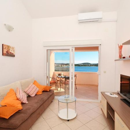 Apartmani Basic Rogoznica Rogoznica  Eksteriør billede