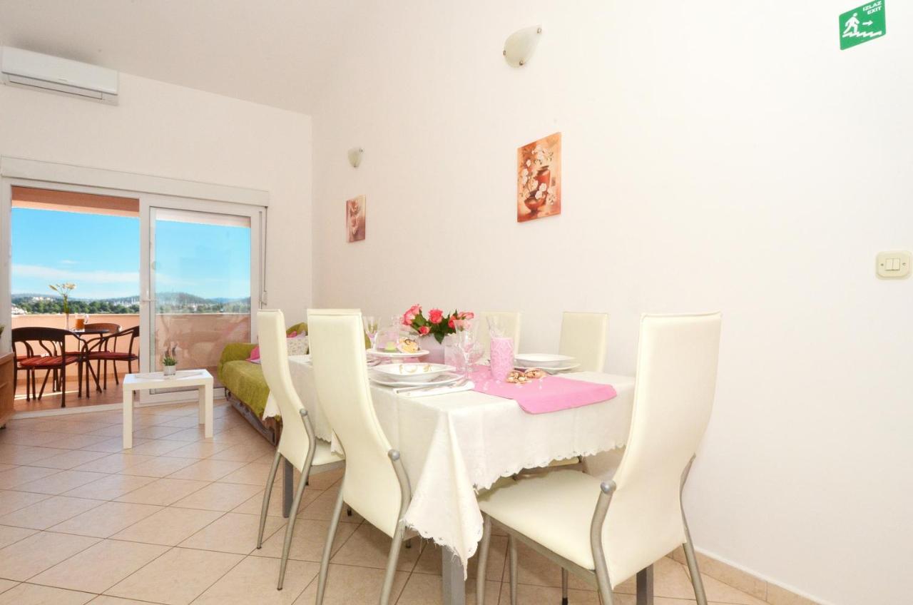Apartmani Basic Rogoznica Rogoznica  Eksteriør billede