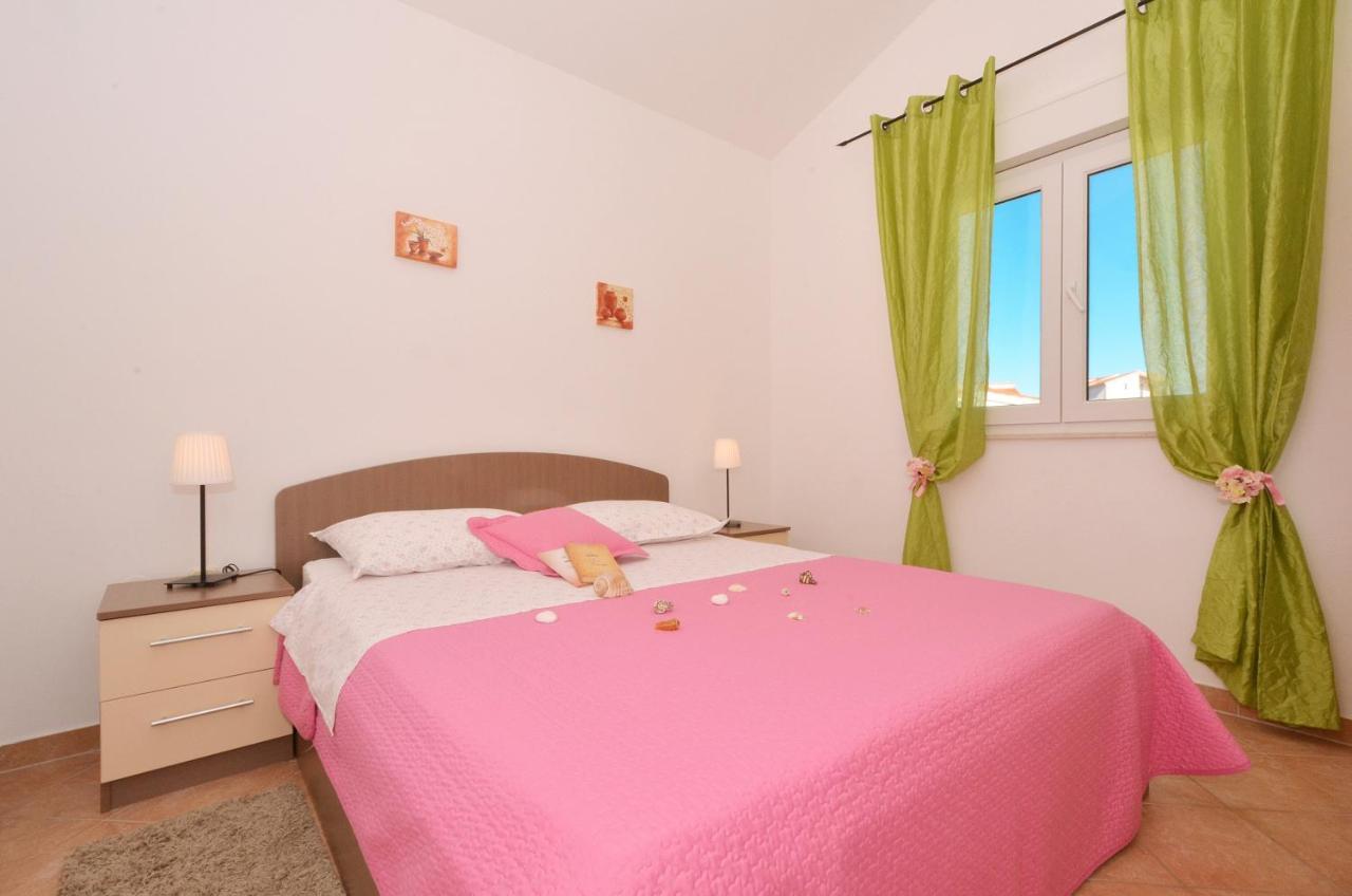 Apartmani Basic Rogoznica Rogoznica  Eksteriør billede