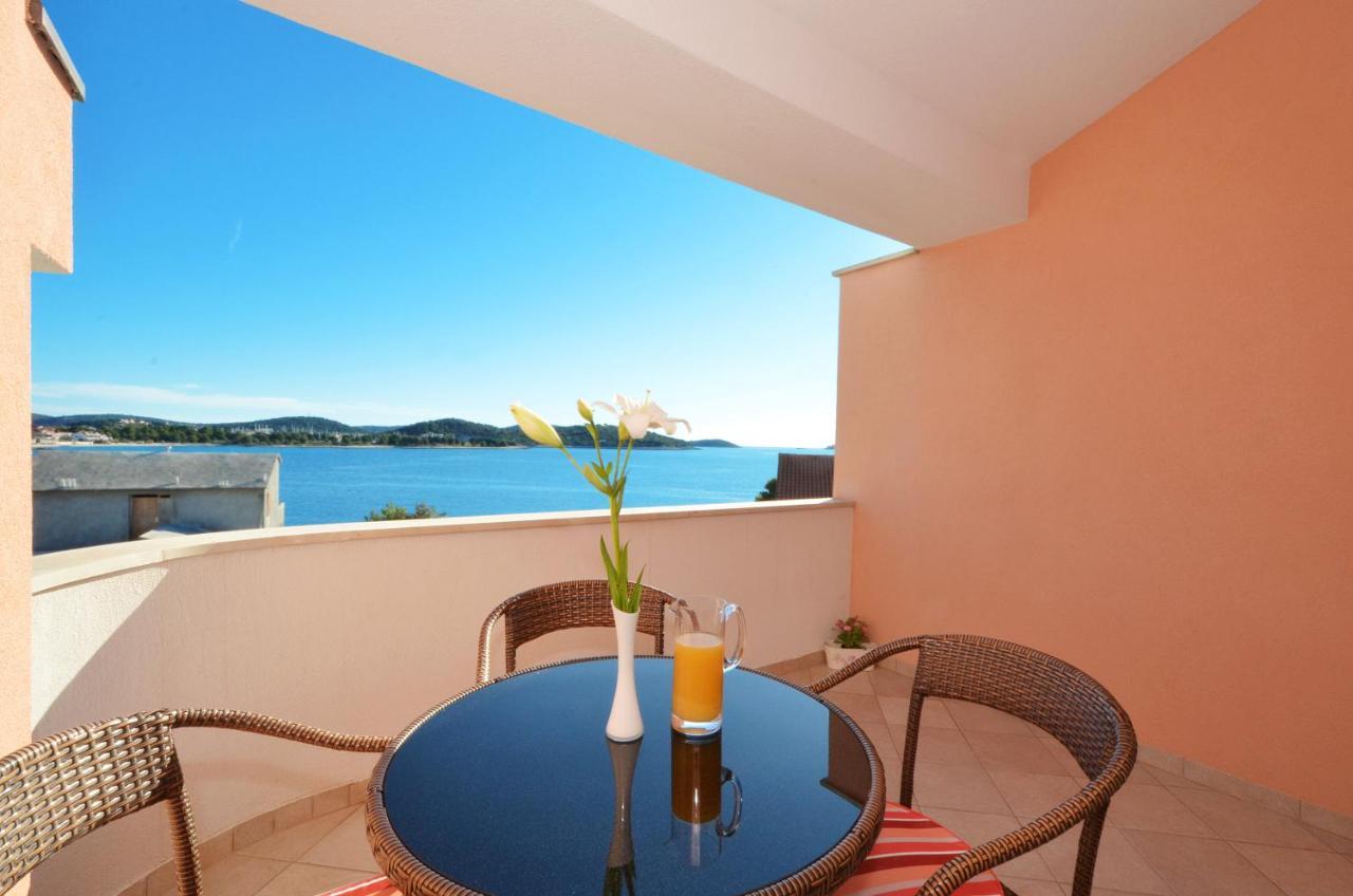 Apartmani Basic Rogoznica Rogoznica  Eksteriør billede