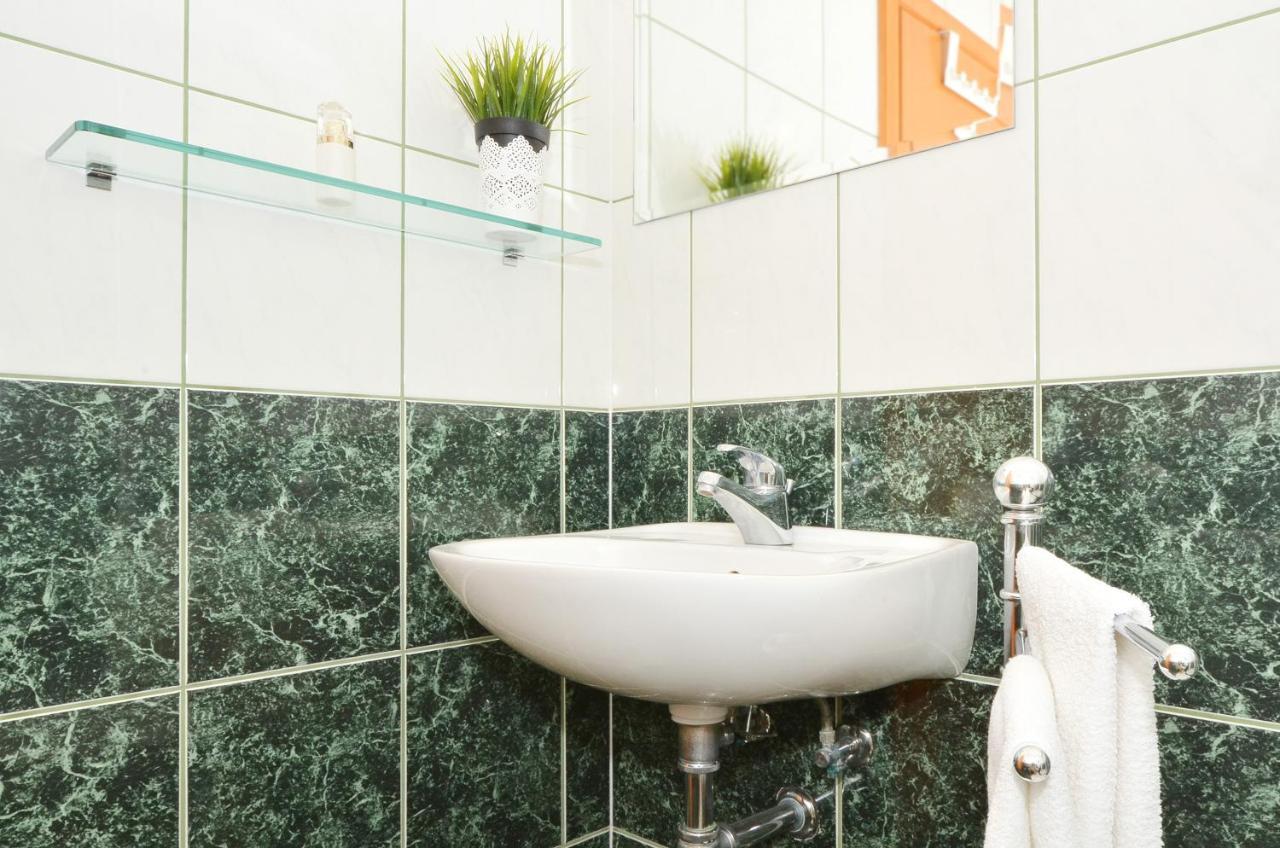 Apartmani Basic Rogoznica Rogoznica  Eksteriør billede