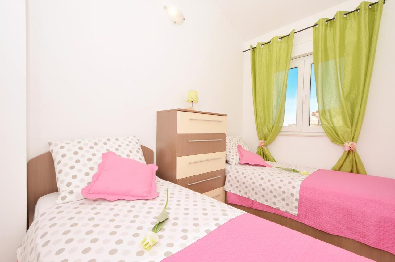 Apartmani Basic Rogoznica Rogoznica  Eksteriør billede
