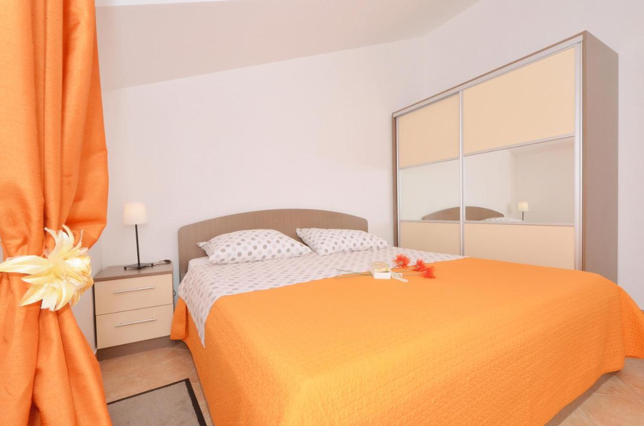 Apartmani Basic Rogoznica Rogoznica  Eksteriør billede